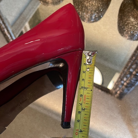 Cole Haan size 9 - Picture 10 of 10